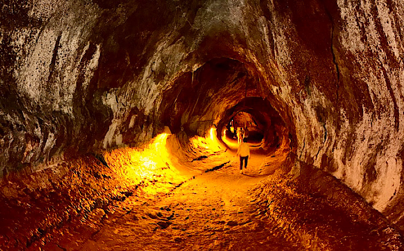 Thurston Lava Tube (Nāhuku) Hike: Everything You Need to Know • Earth ...