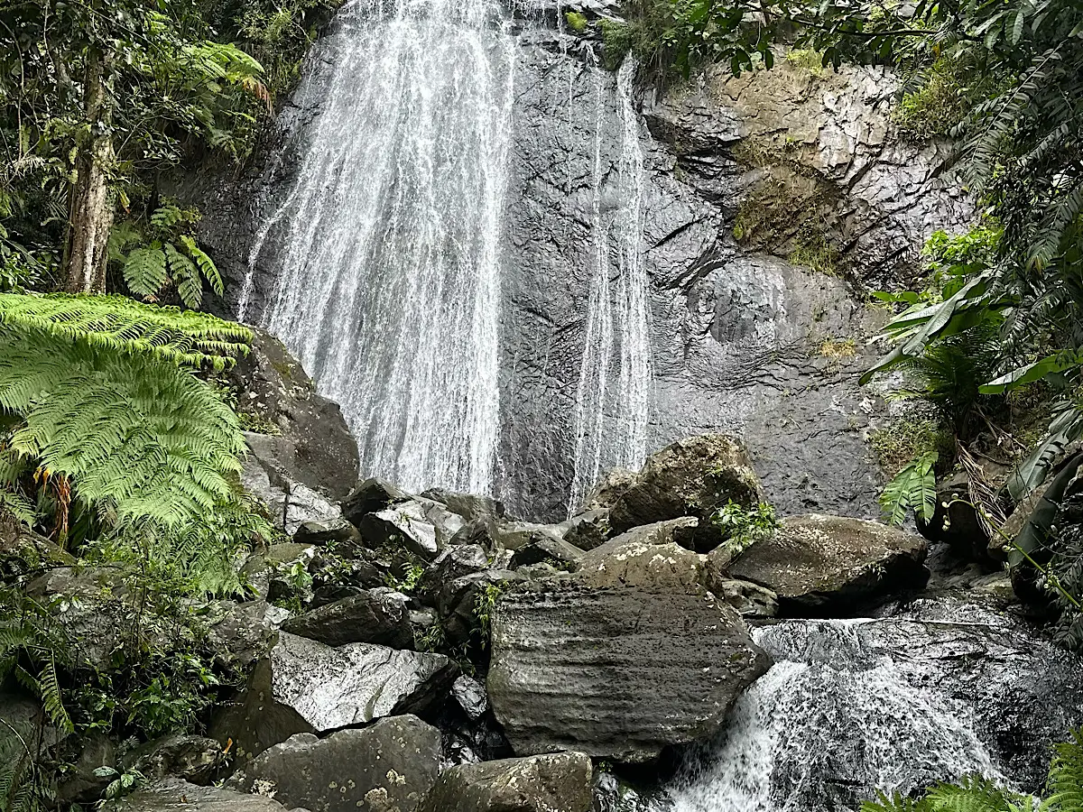 puerto-rico-waterfall